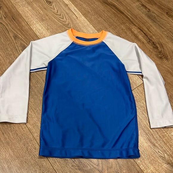 Tea Collection Rash Guard 5T - Picture 1 of 3